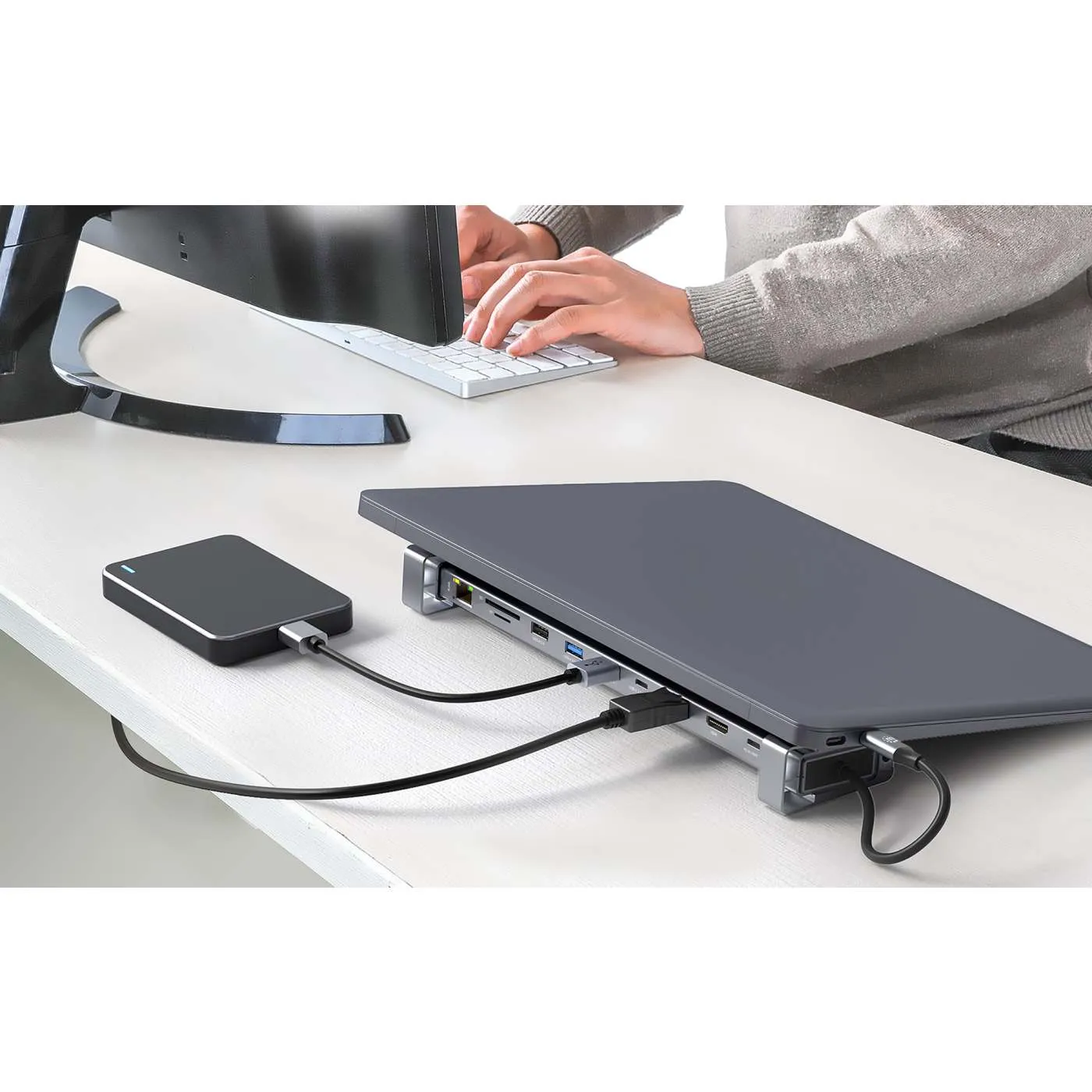 Manhattan 10-in-1 Dual-HDMI docking station USB-C 4K 60Hz