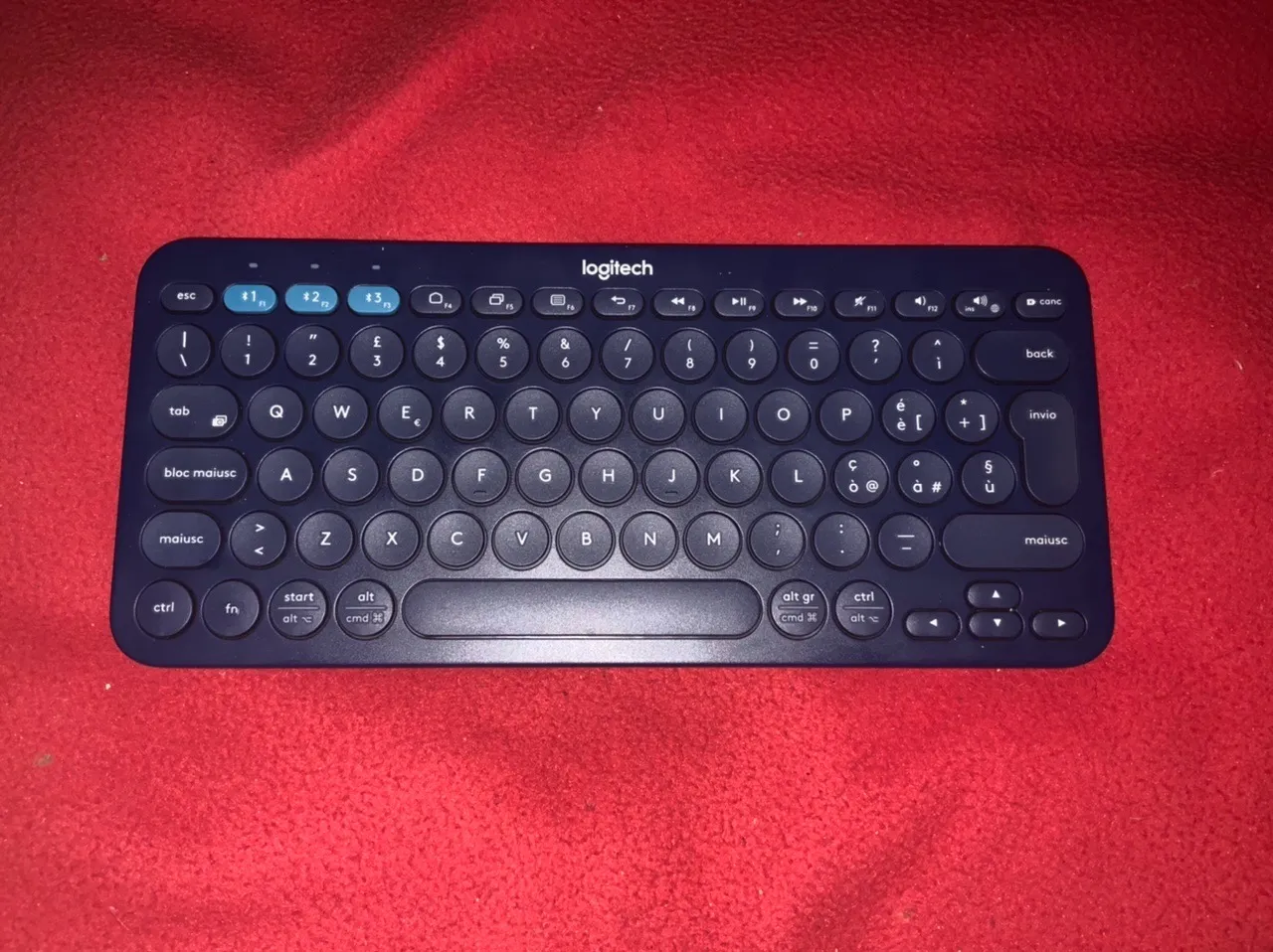 Logitech K380 tastiera Bluetooth blu multidispositivo