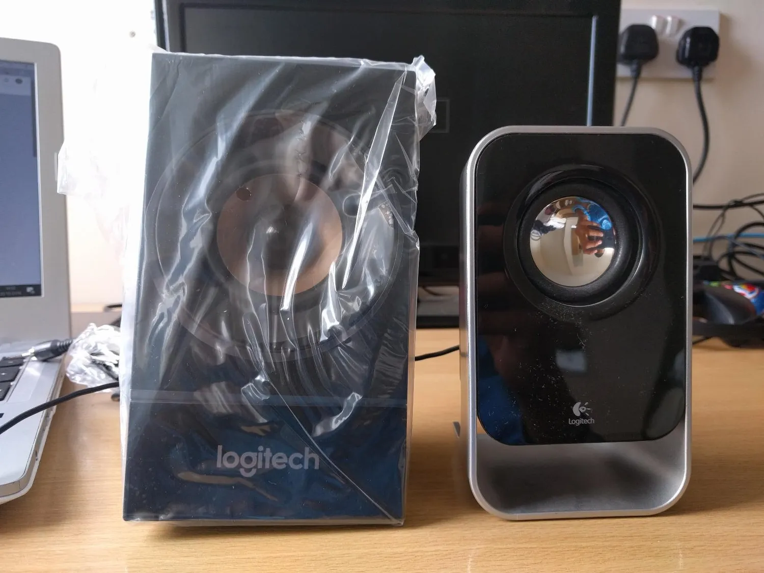 Logitech Z533 altoparlanti 2.1 120W con subwoofer