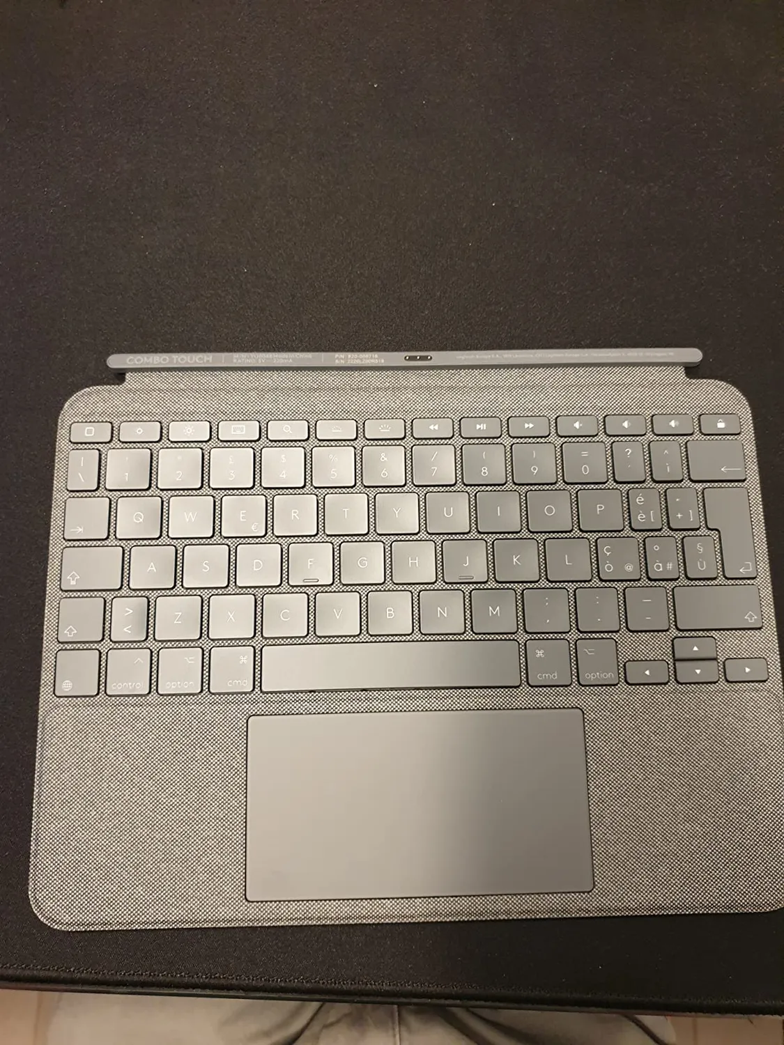Logitech Combo Touch iPad Pro 11 tastiera ITA grigio