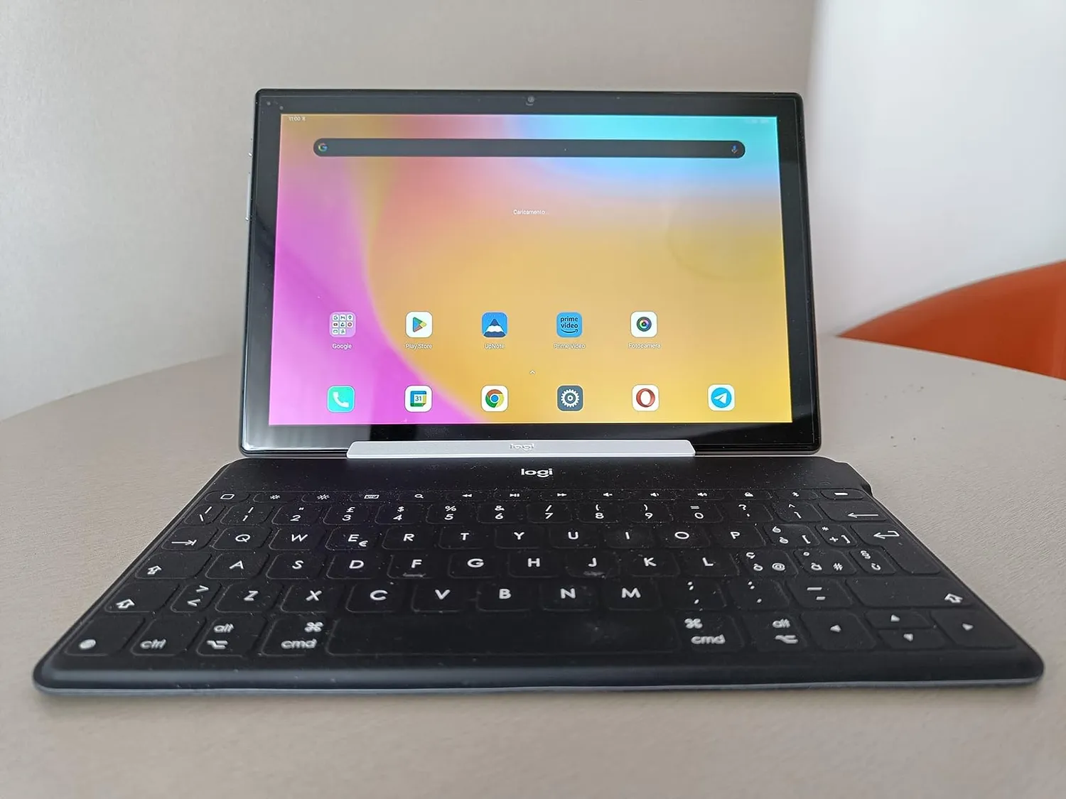 Logitech Keys-To-Go tastiera Bluetooth nera leggera