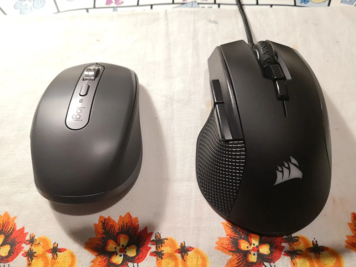 Logitech MX Anywhere 3 mouse wireless rosa vetro