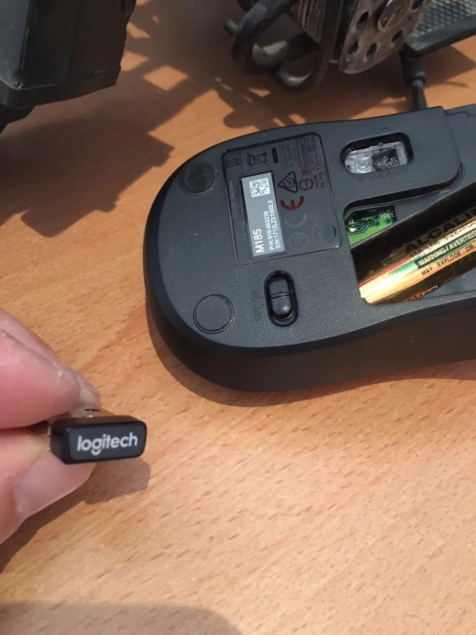 Logitech M185 Mouse Wireless Blu 2,4 GHz Compatto