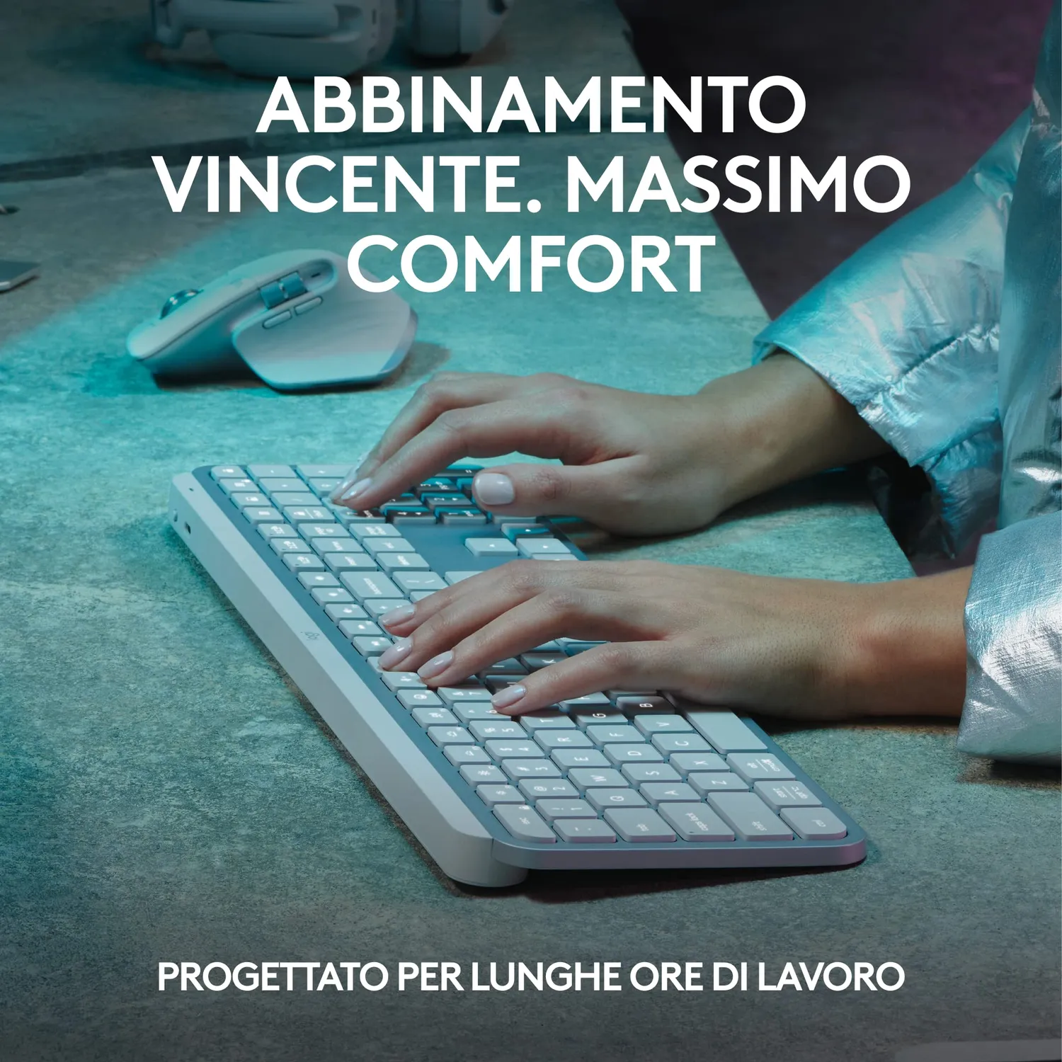 Logitech MX Keys S + MX Master 3S kit tastiera mouse grigio ITA