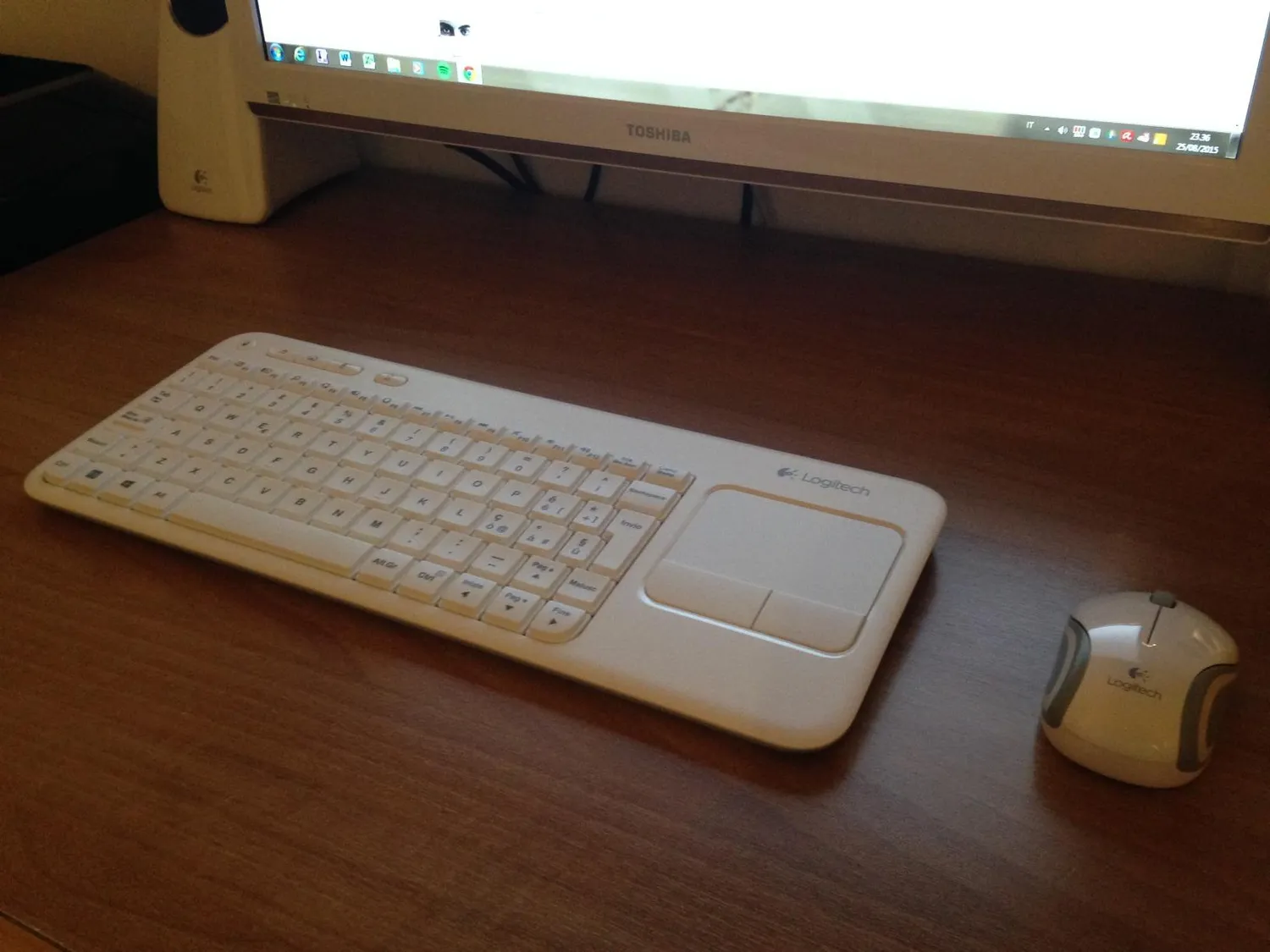 Logitech M187 mouse wireless nero ultracompatto