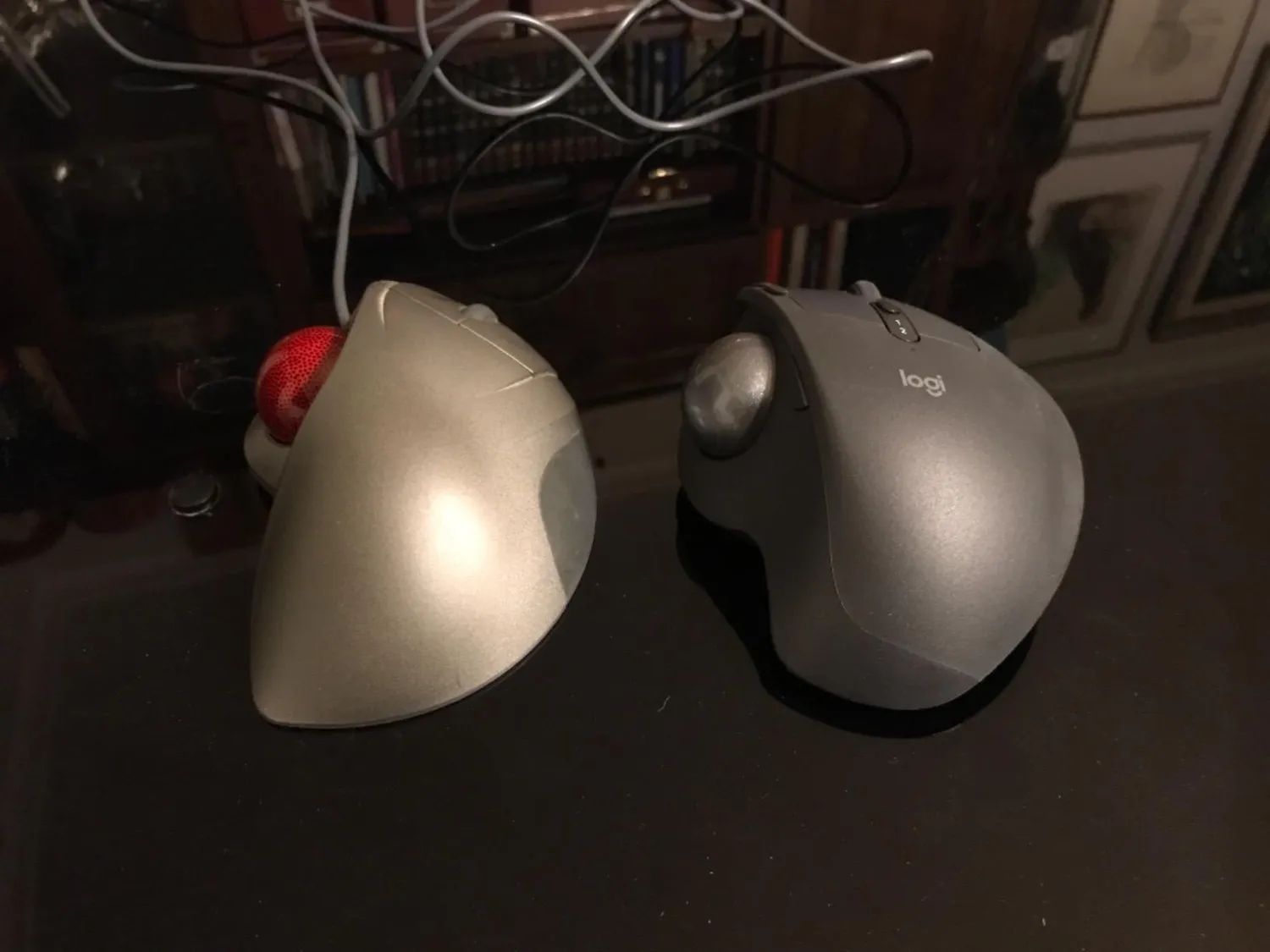 Logitech MX Ergo Trackball Mouse Wireless Ergonomico Precisione