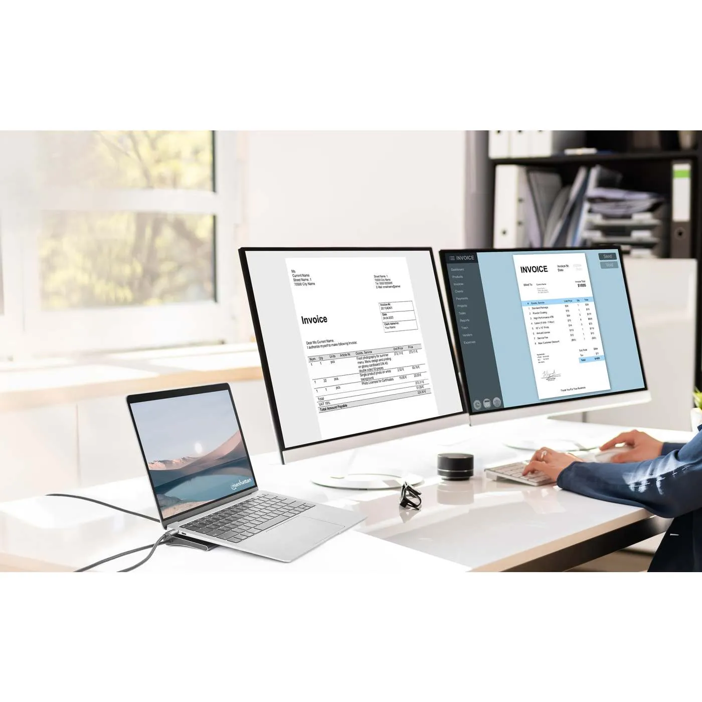 Manhattan 12-in-1 Triple Monitor 4K docking station USB-C 3x 4K