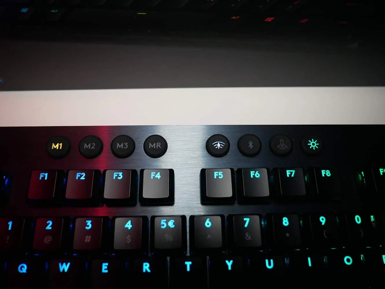 Logitech G G915 Tastiera Gaming Wireless GL Tactile