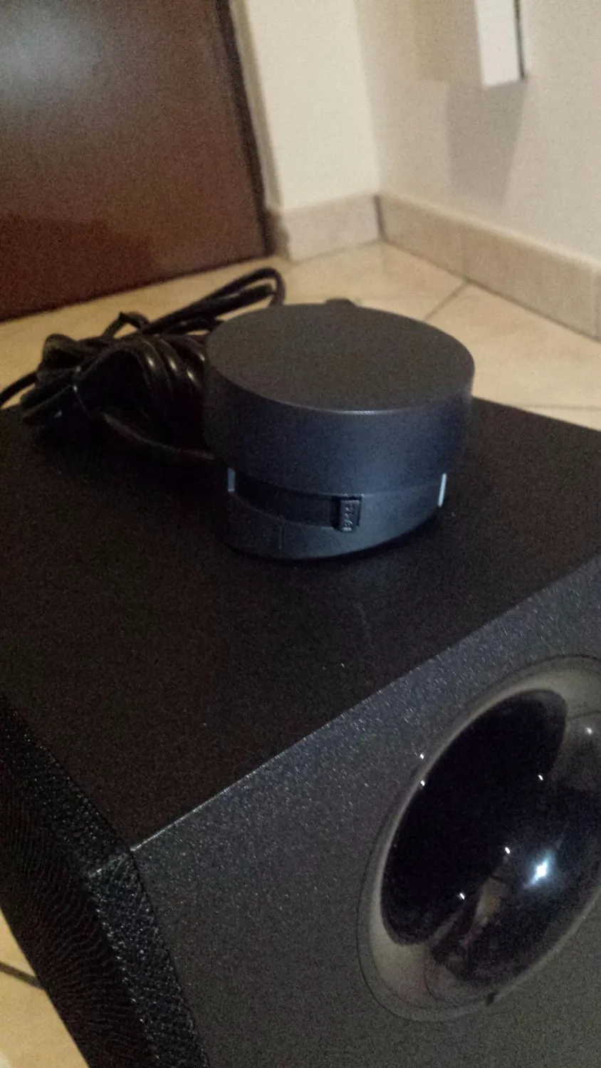Logitech Z533 Sistema 2.1 Altoparlanti PC con Subwoofer Bassi profondi