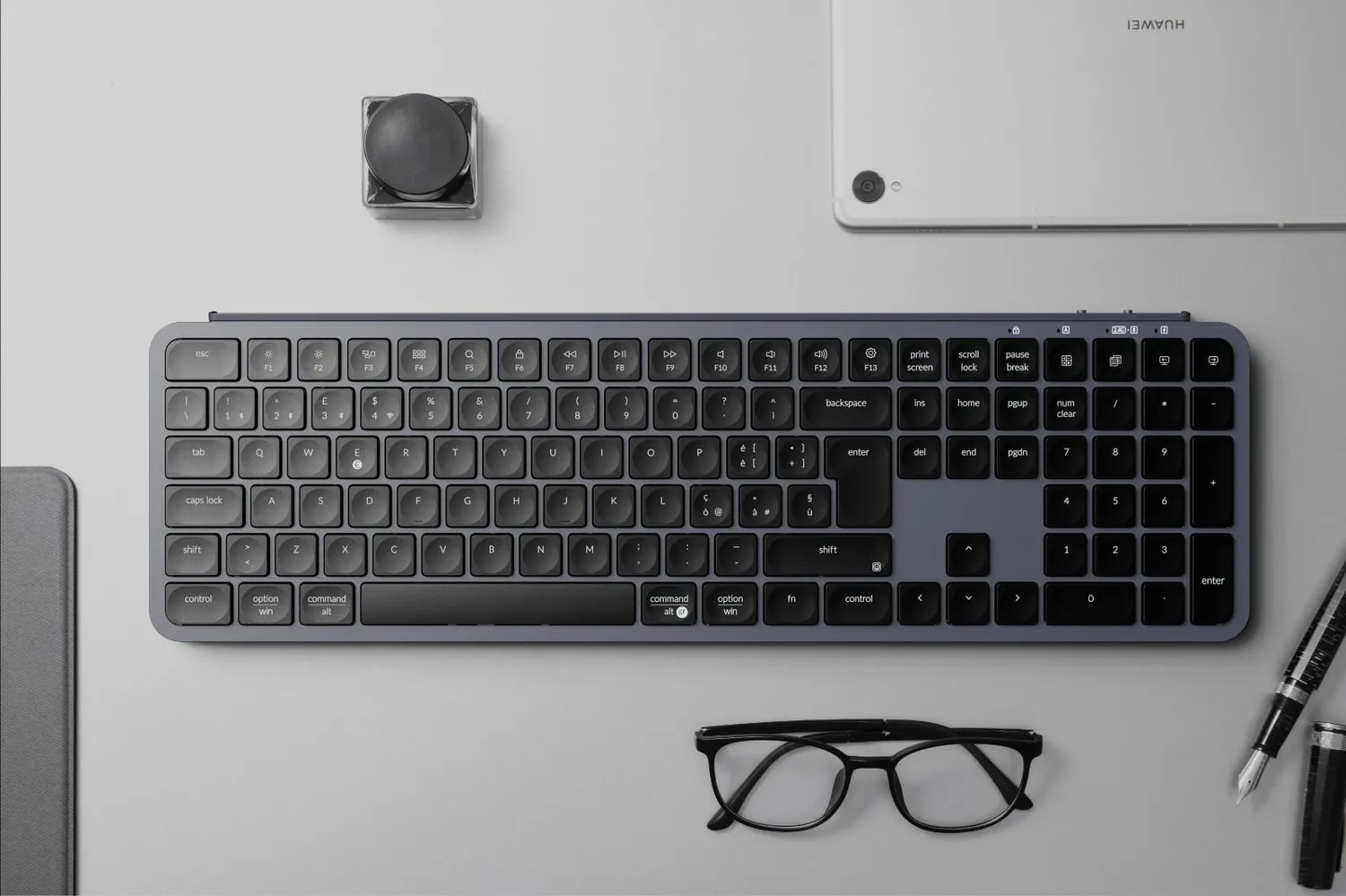 Keychron B6 Pro Ultra-Slim ISO-ITA tastiera Space Gray