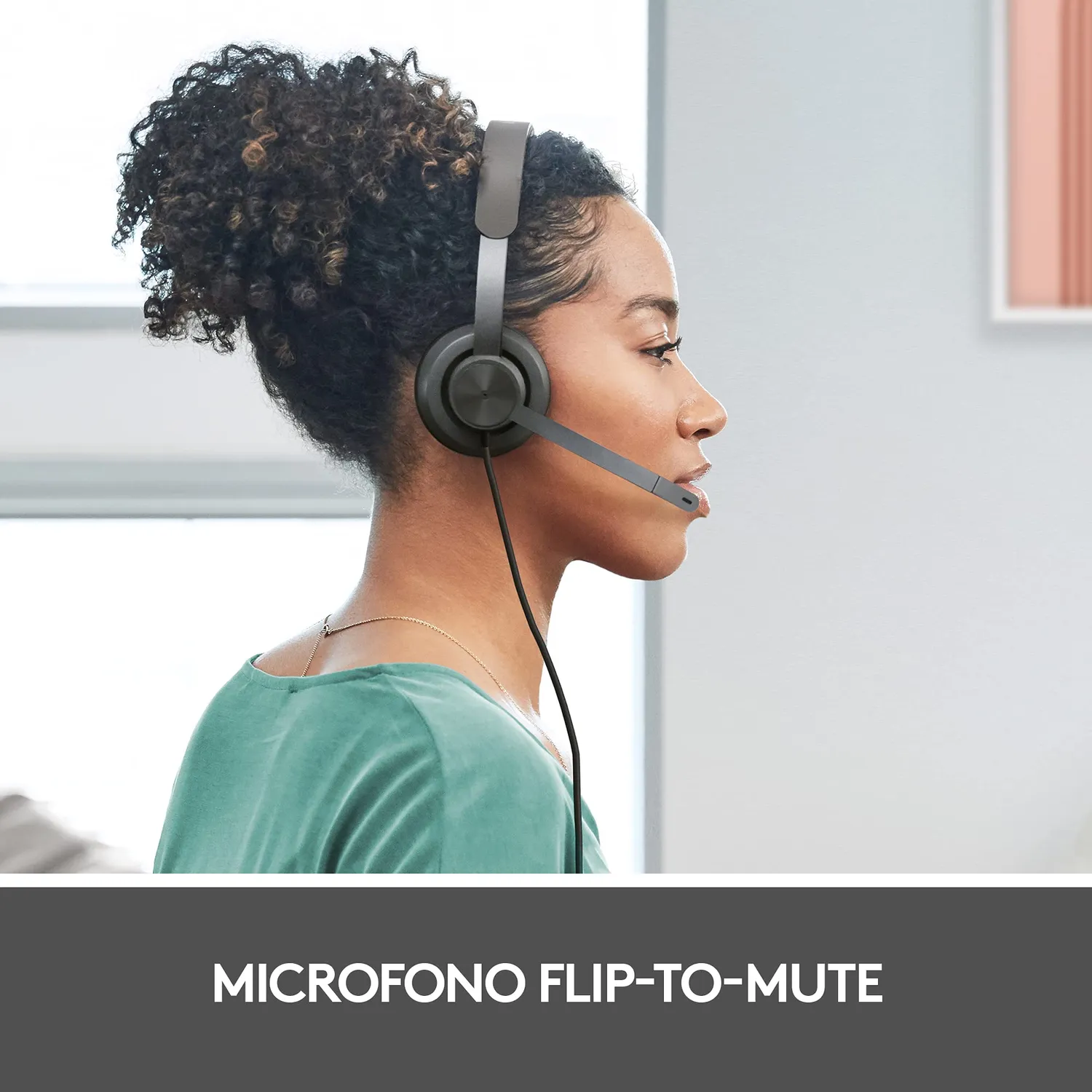 Logitech Zone 750 cuffie on-ear USB-C con microfono