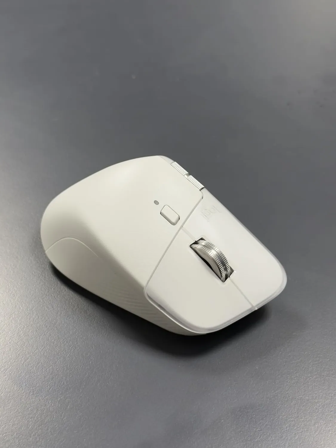 Logitech MX Master 4 mouse wireless ergonomico aptico