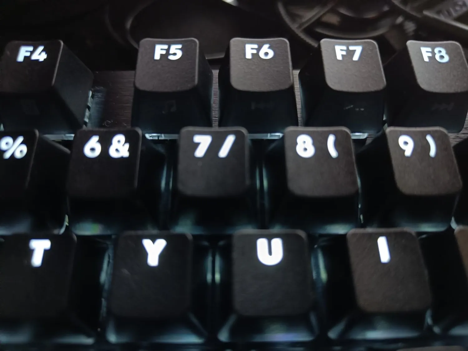 Logitech G G413 SE TKL tastiera meccanica gaming ITA nero