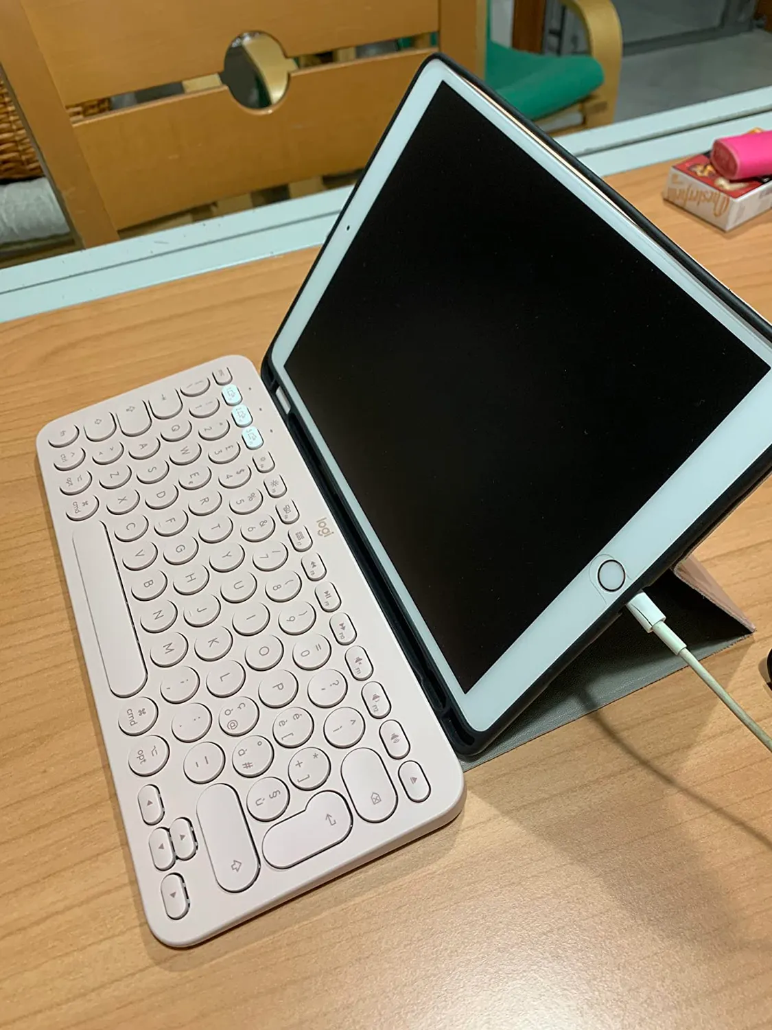 Logitech K380 tastiera Bluetooth Mac ITA QWERTY multidispositivo