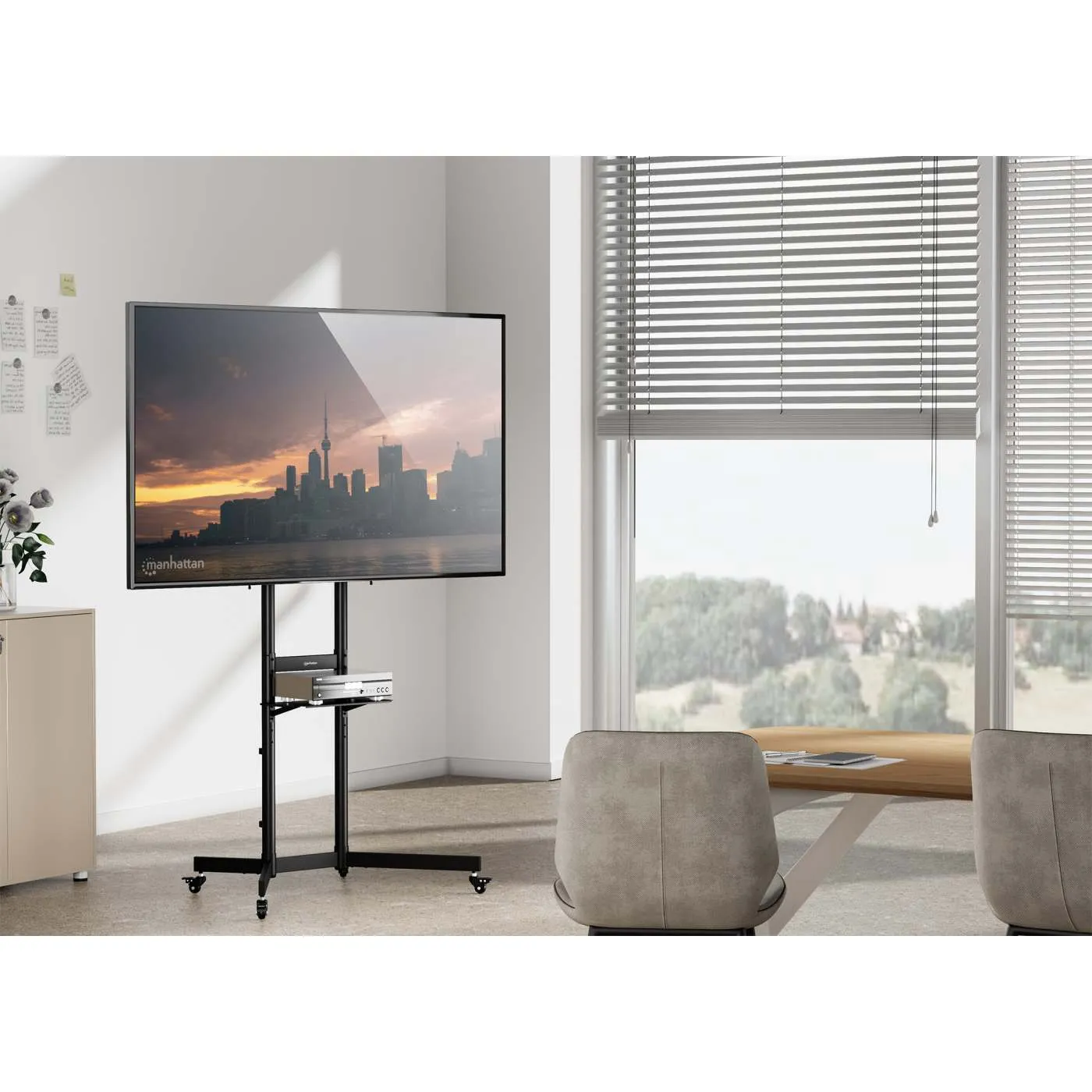 Manhattan Carrello TV 37-70" Altezza Regolabile con Ruote 70kg