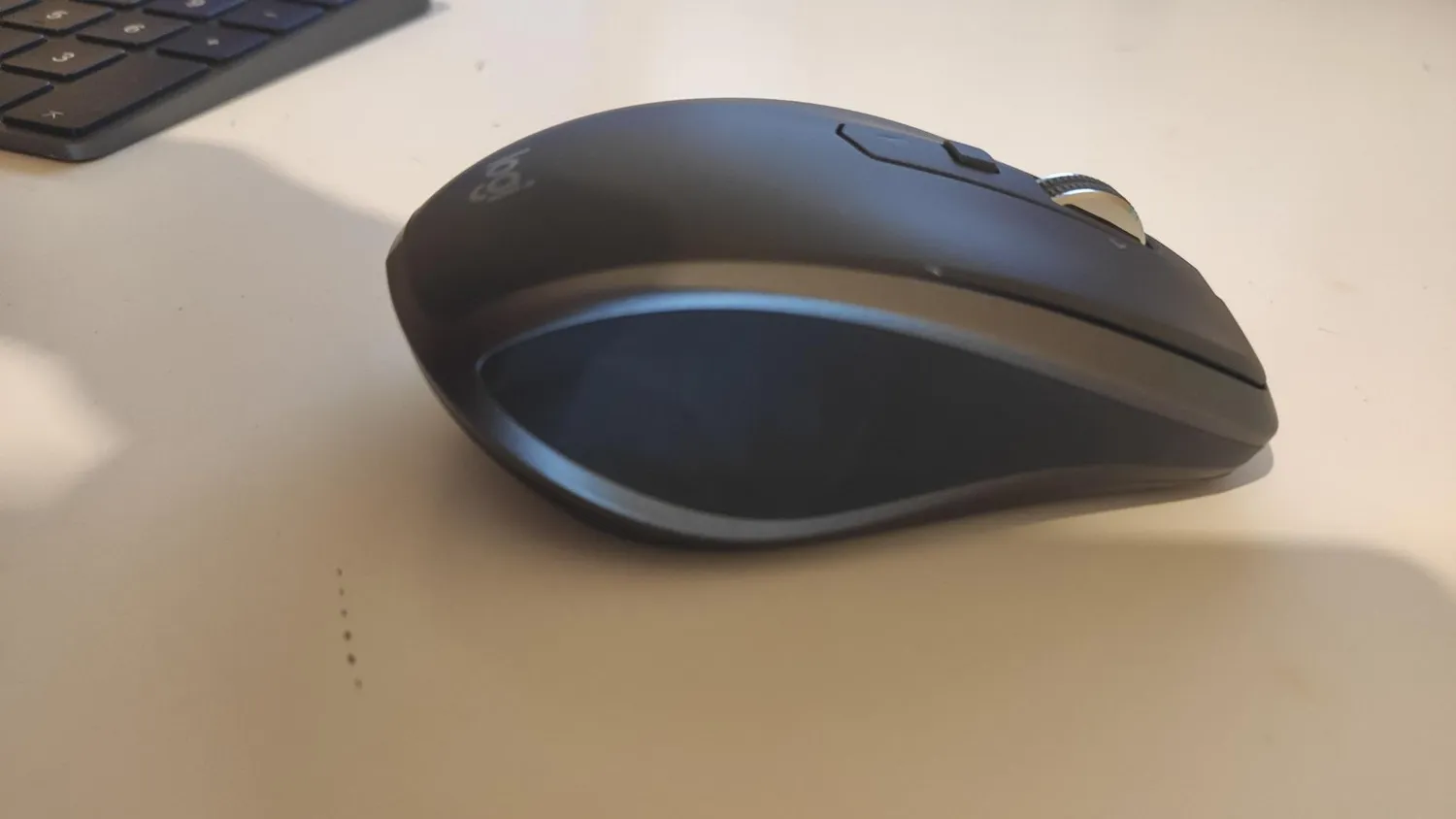 Logitech MX Anywhere 2S mouse wireless Darkfield Flow