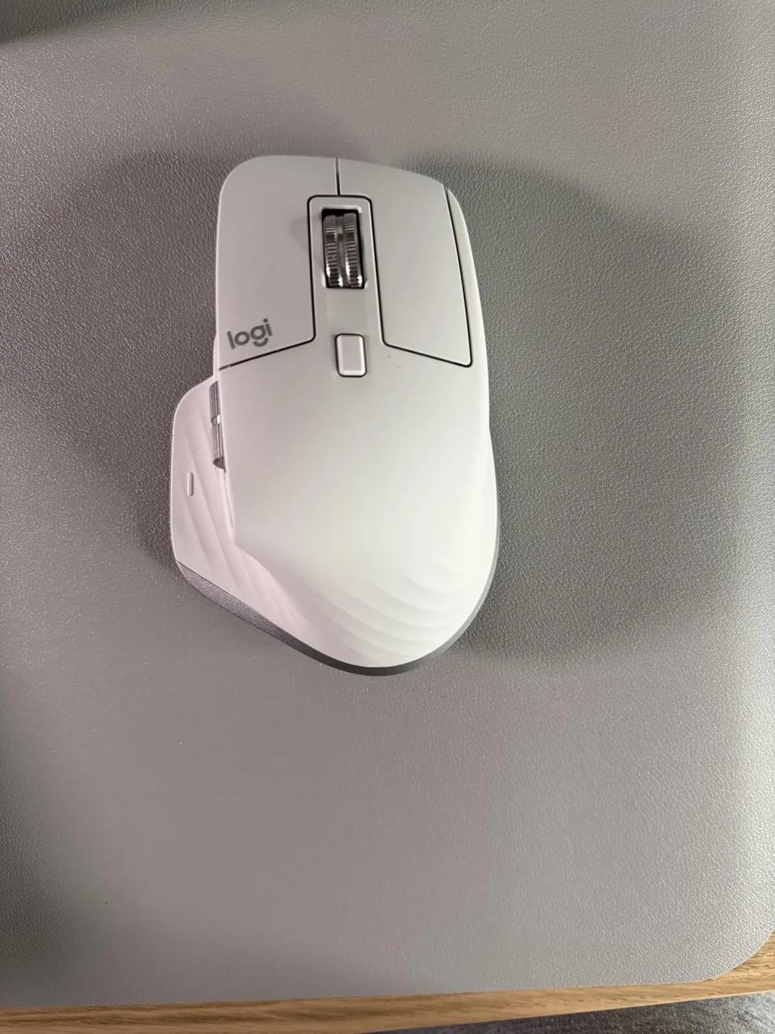 Logitech MX Master 3S mouse wireless grigio chiaro 8K