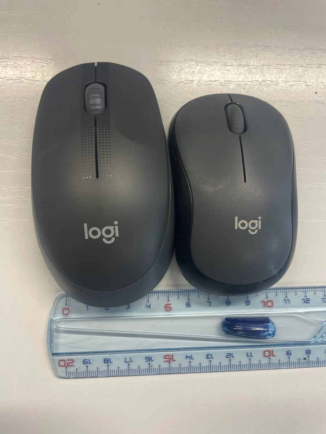Logitech M190 mouse wireless blu formato grande