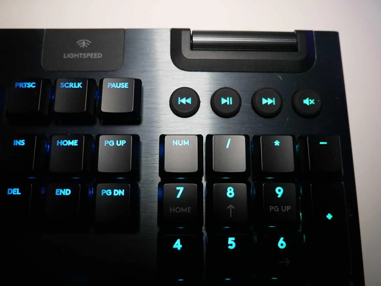 Logitech G G915 Tastiera Gaming Wireless GL Tactile