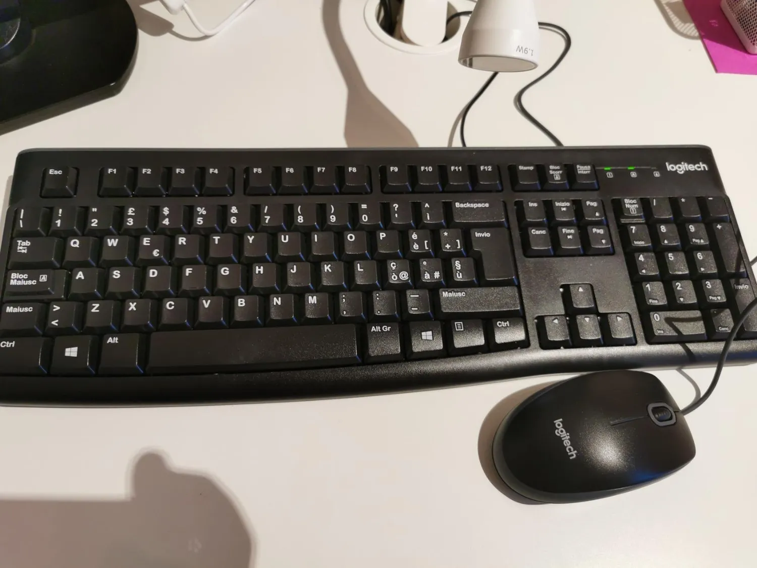 Logitech MK120 Kit Tastiera Mouse con Filo ITA USB