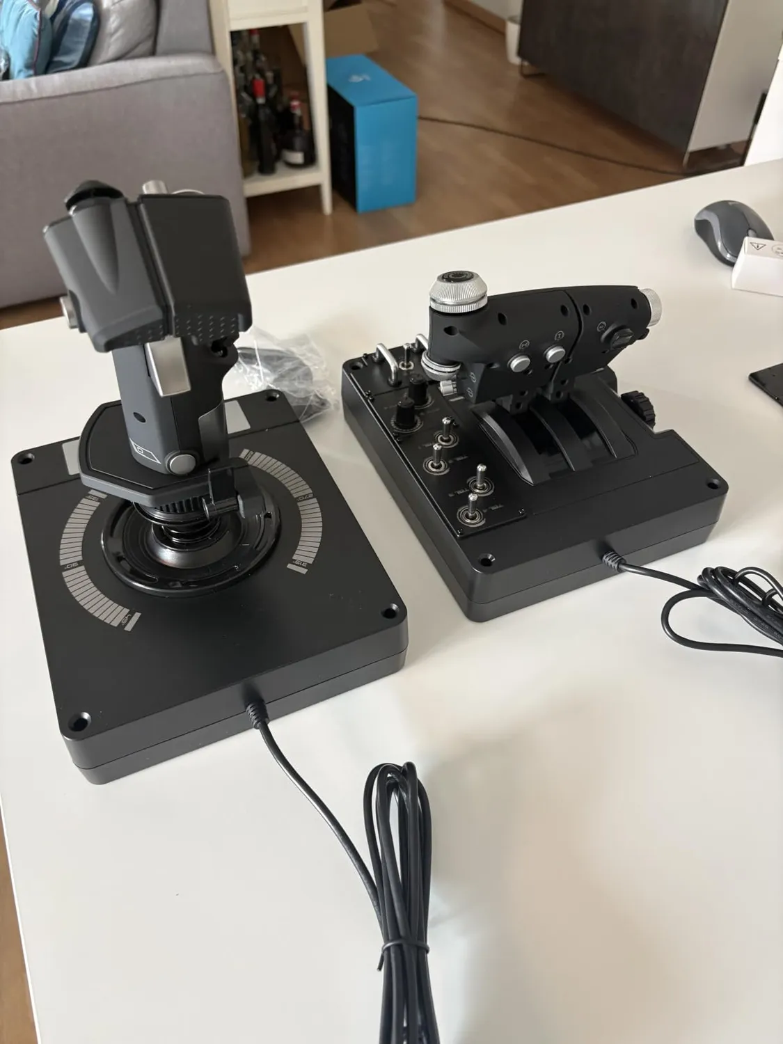 Logitech X56 HOTAS joystick acceleratore RGB