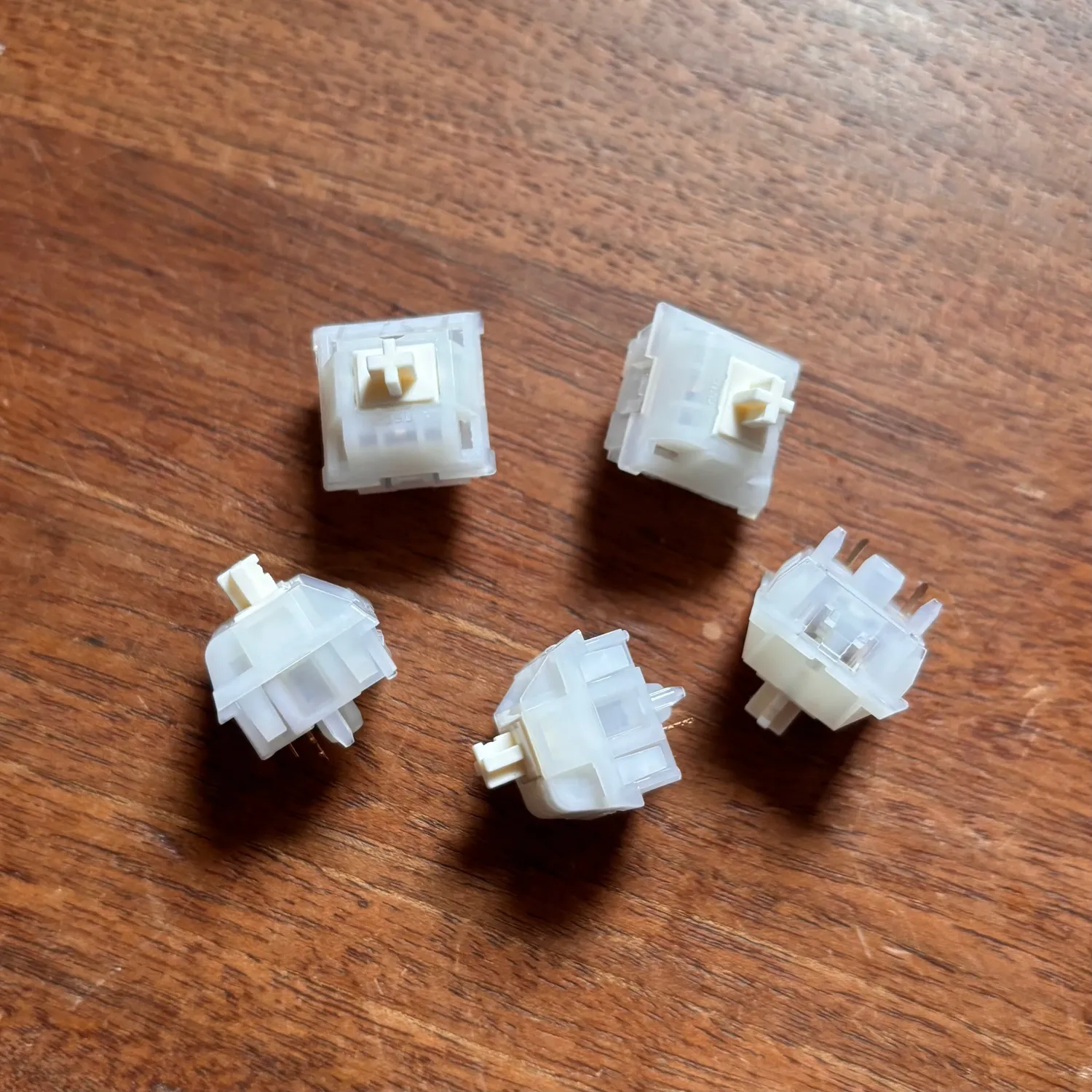 CoffeeKeys Neo Oat switch meccanico lineare thocky