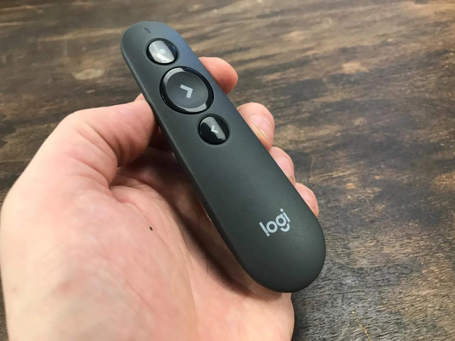 Logitech R500 puntatore laser wireless grigio Bluetooth