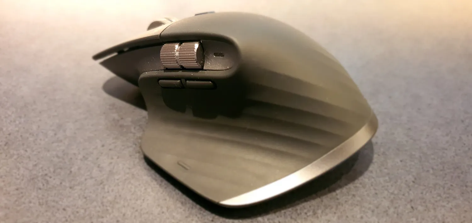 Logitech MX Master 3 mouse wireless nero ricarica USB-C