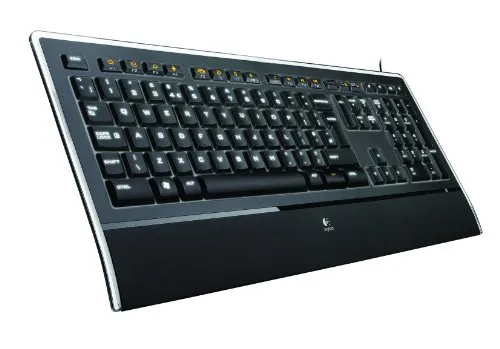 Logitech K740 Tastiera Cablata Illuminata ITA QWERTY Sottile