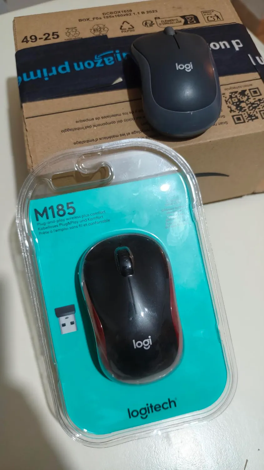 Logitech M185 Mouse Wireless Blu 2,4 GHz Compatto
