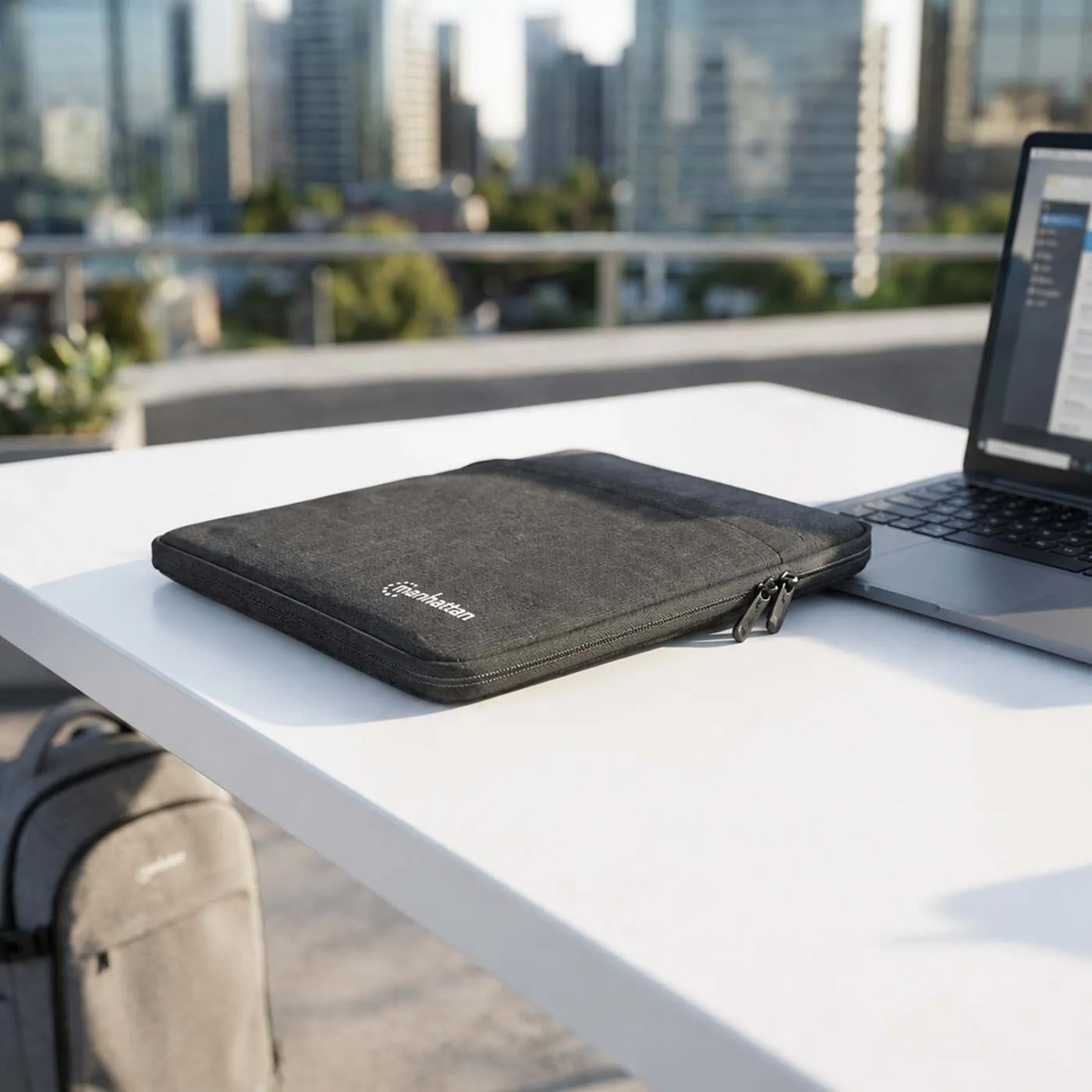 Manhattan Seattle 15.6 custodia laptop grigia idrorepellente