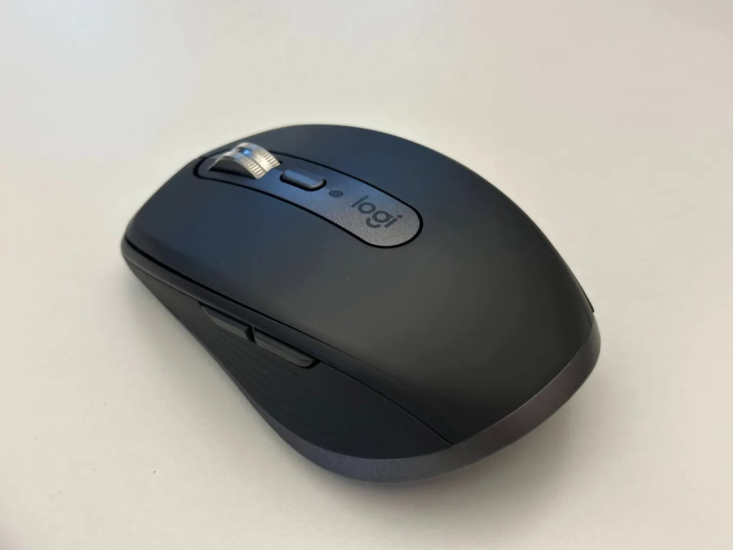 Logitech MX Anywhere 3 mouse wireless rosa vetro