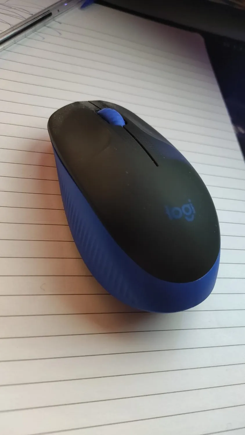 Logitech M190 mouse wireless blu formato grande
