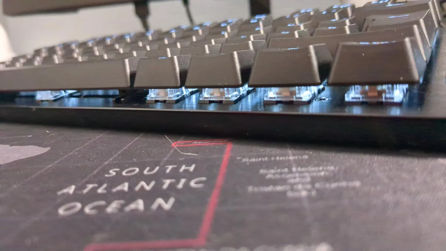 Logitech G G413 SE TKL tastiera meccanica gaming ITA nero