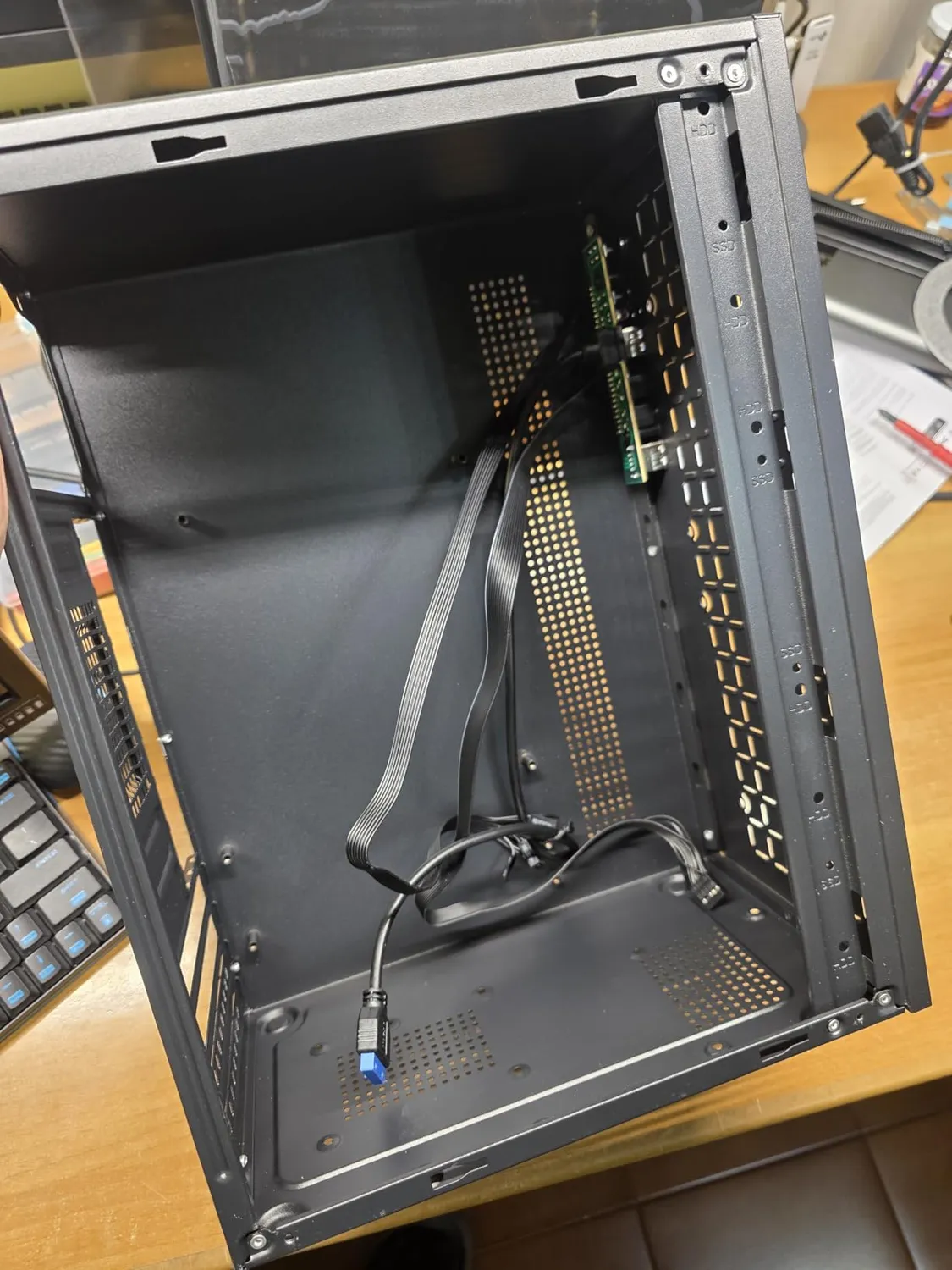 Mars Gaming MC-1000 case MicroATX mini tower nero mesh
