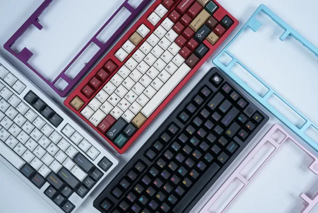 CoffeeKeys Rose75 tastiera 75% PC bicolore WK