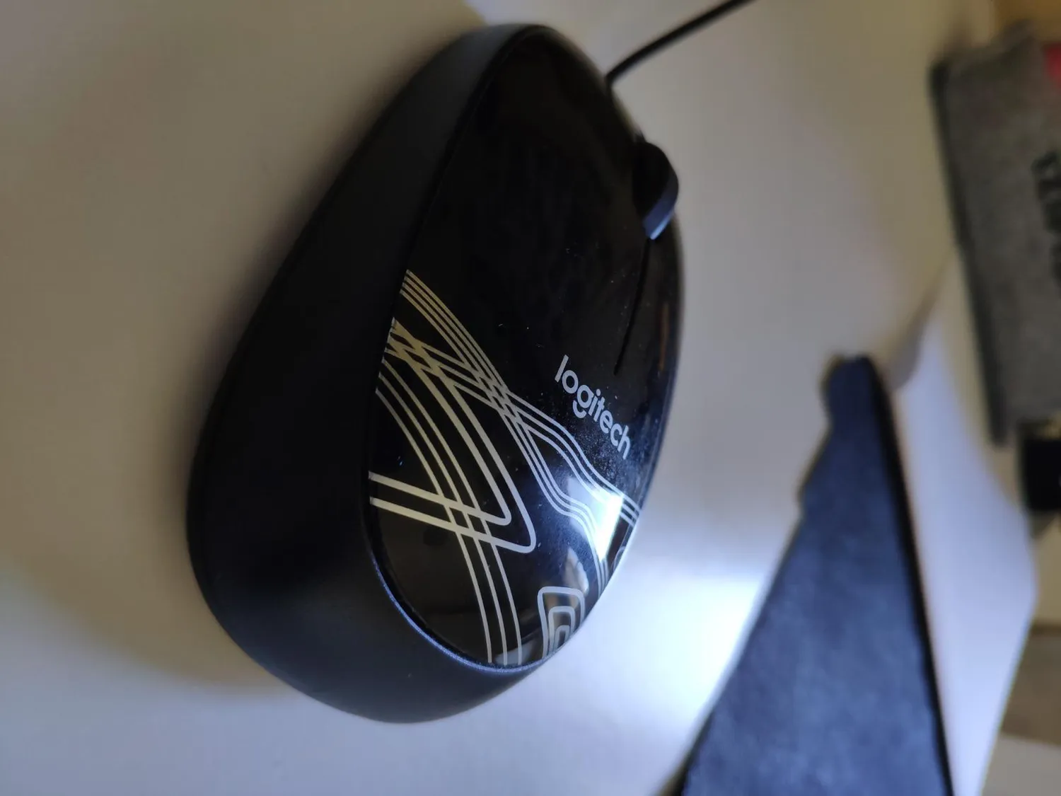 Logitech M105 mouse USB con filo nero ottico
