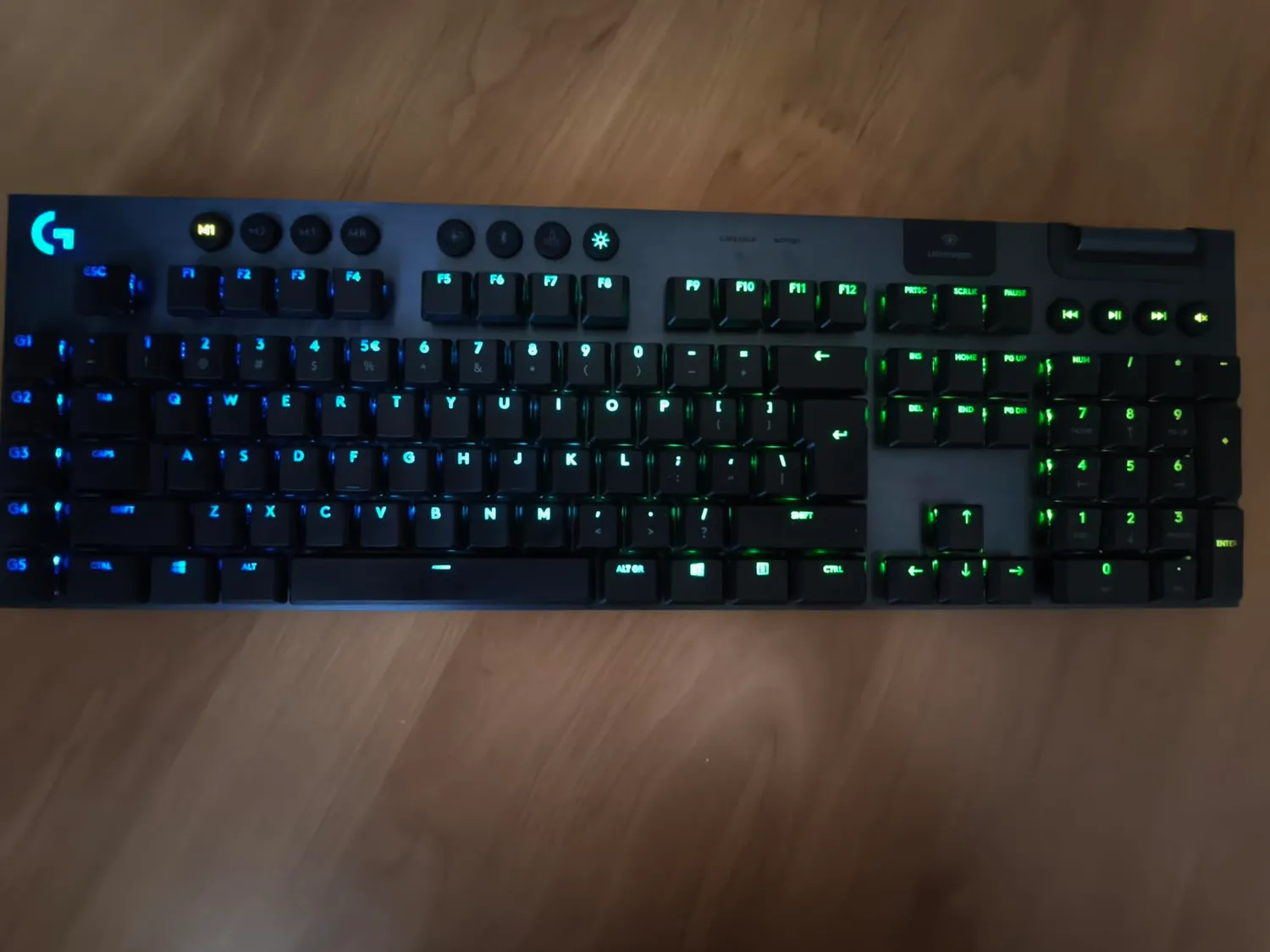 Logitech G G915 Tastiera Gaming Wireless GL Tactile