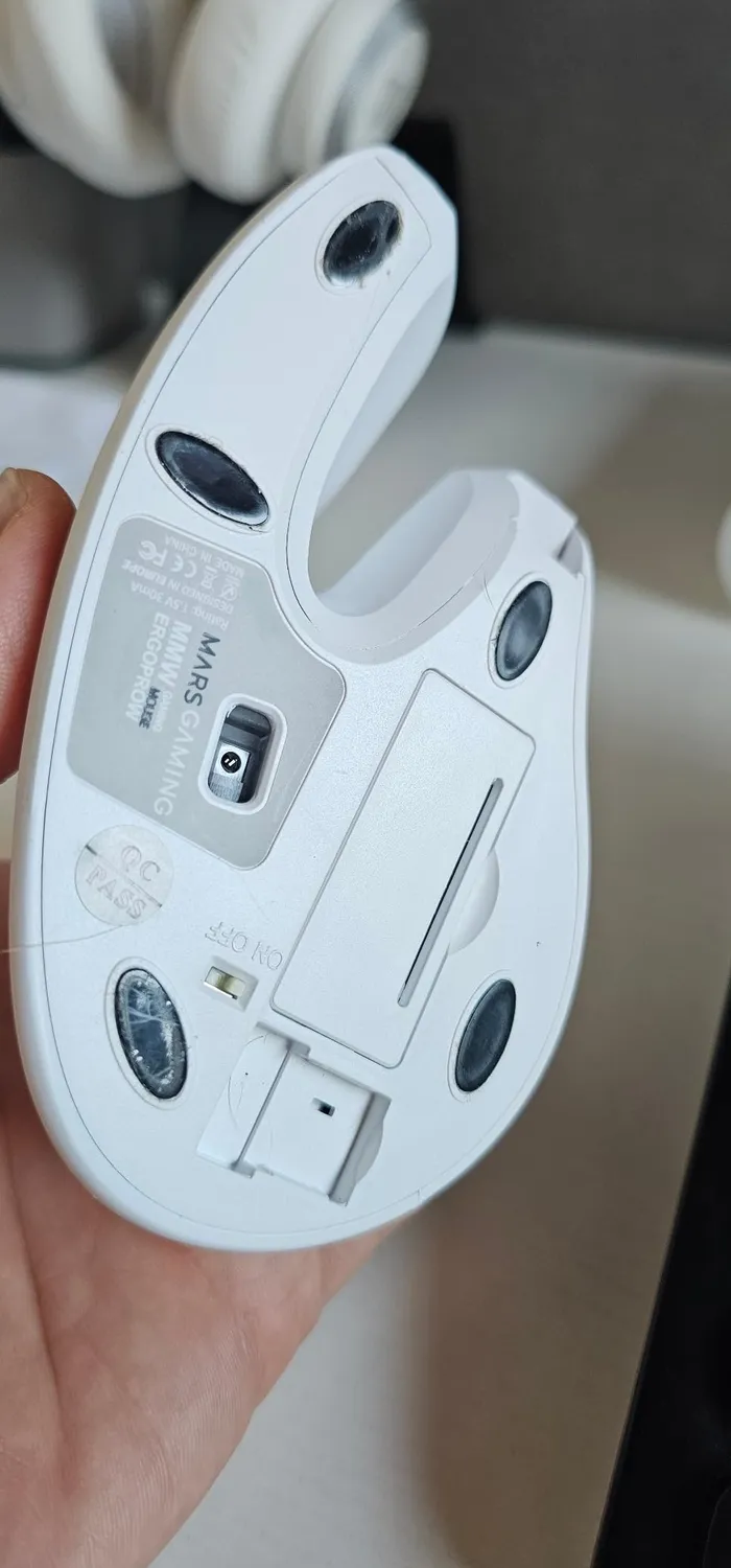 Mars Gaming MMW-ERGOPRO Mouse Verticale Wireless Bianco 3200DPI