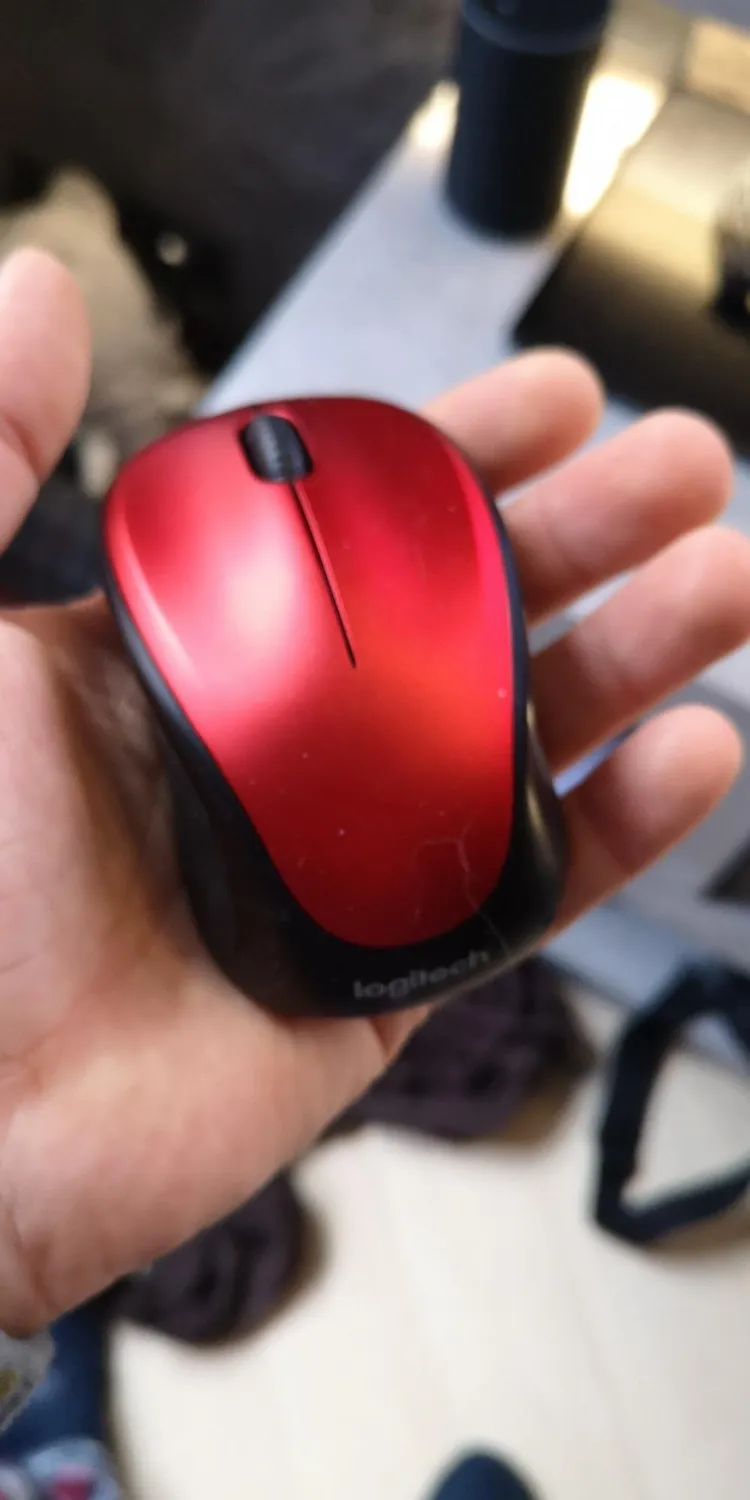 Logitech M235 mouse wireless Nero Rosso compatto