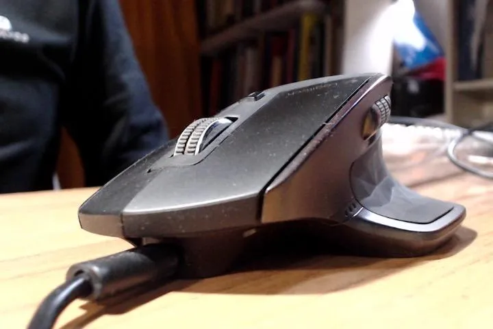 Logitech MX Master mouse wireless nero Bluetooth