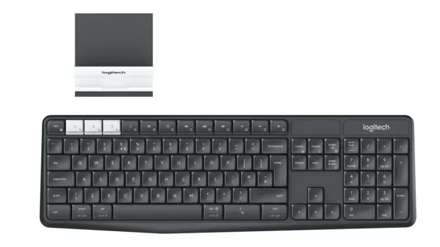 Logitech K375s tastiera wireless italiana nera con stand