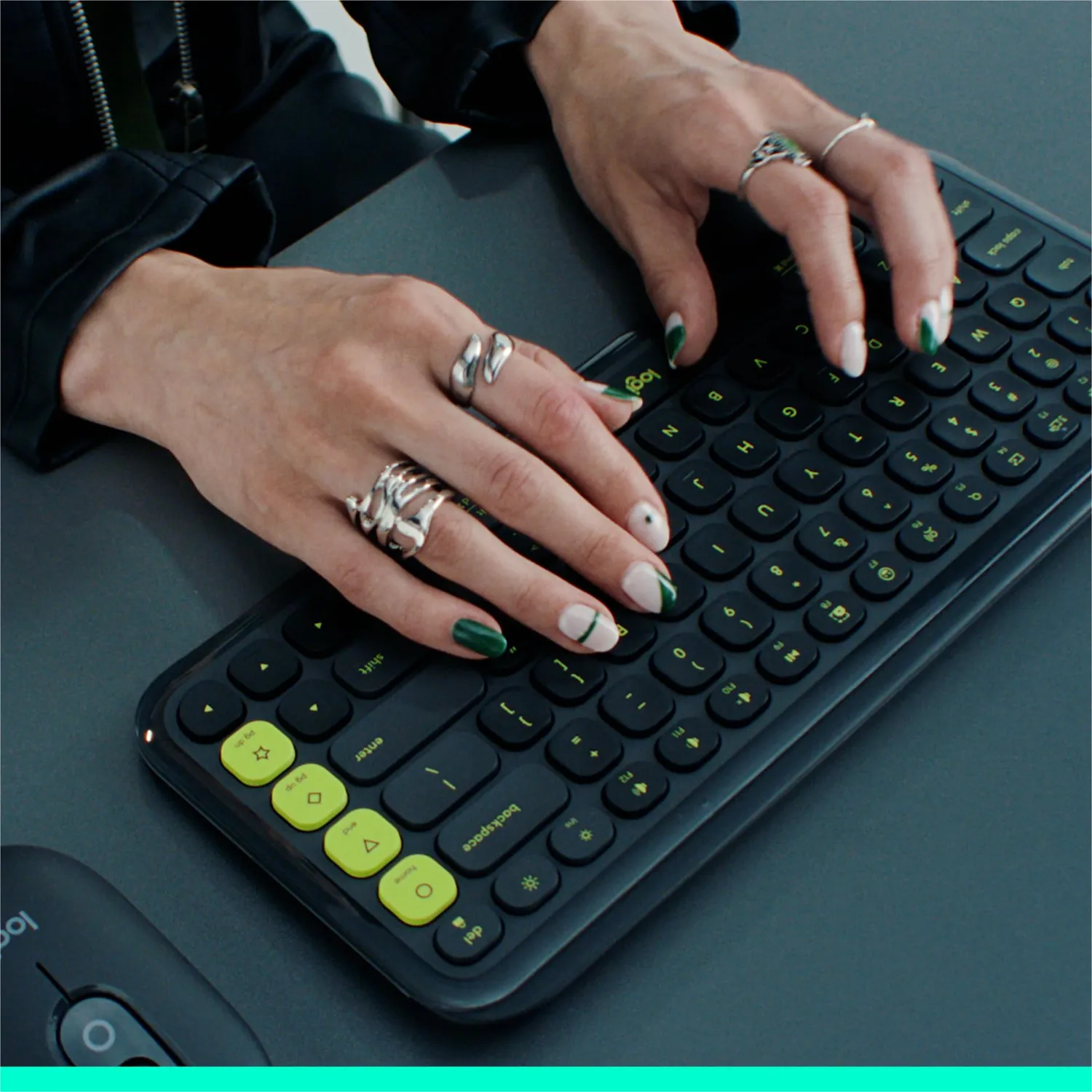 Logitech POP Icon Keys Tastiera Bluetooth Grafite ITA QWERTY