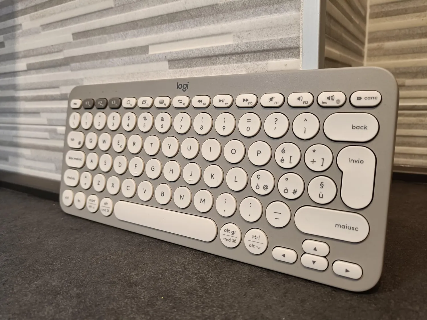 Logitech K380 tastiera wireless Bluetooth ITA QWERTY multidevice