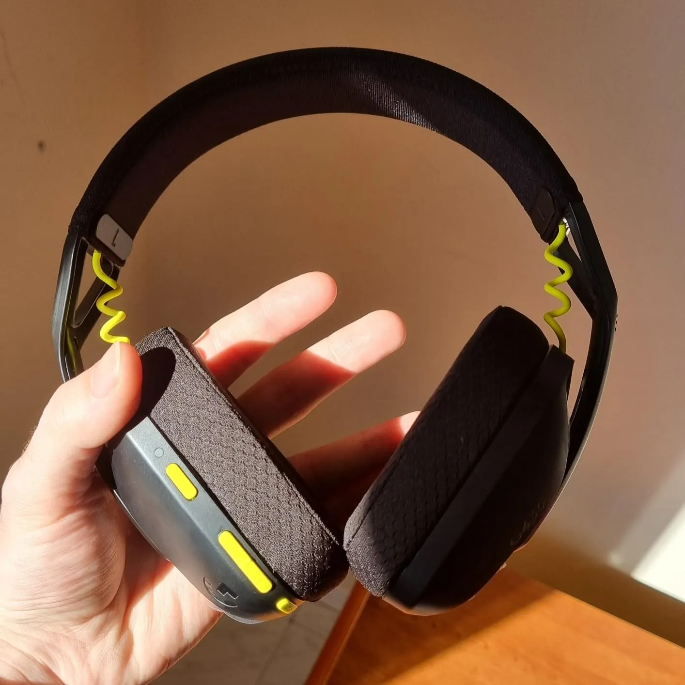 Logitech G G435 cuffie gaming wireless nere Bluetooth
