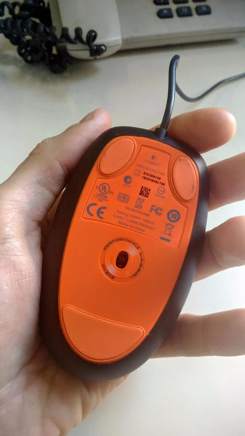 Logitech M150 mouse con filo rosso laser