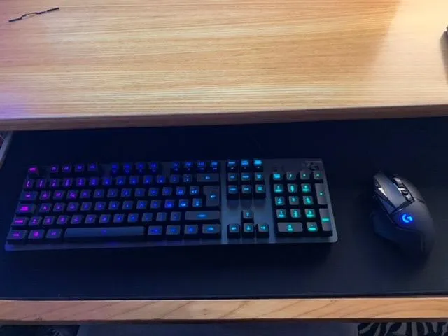 Logitech G513 tastiera gaming meccanica RGB carbon IT