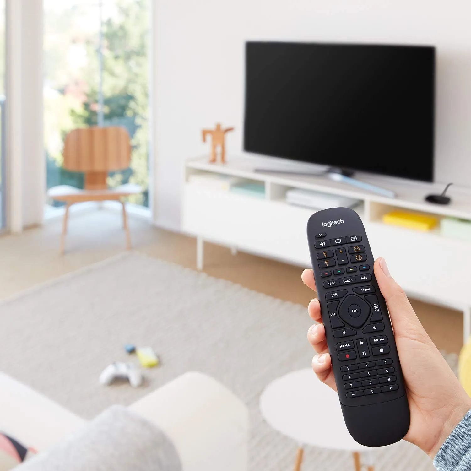 Logitech Harmony Companion telecomando universale Hub