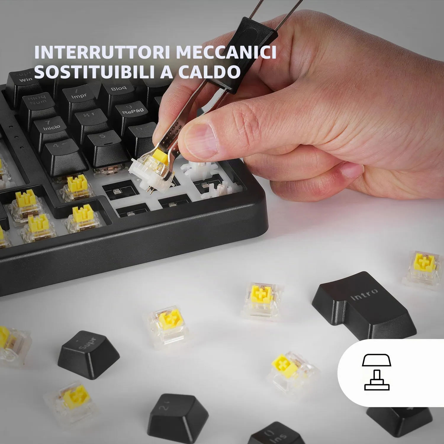 Mars Gaming MKPRO Tastiera Meccanica RGB IT Nera Silent