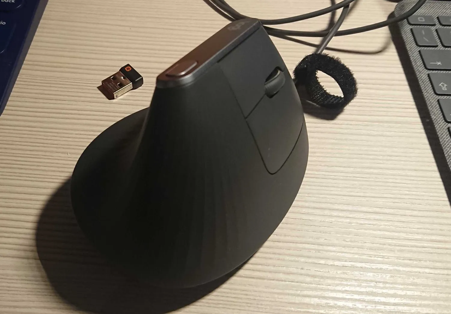 Logitech MX Vertical mouse wireless ergonomico 4000dpi grafite